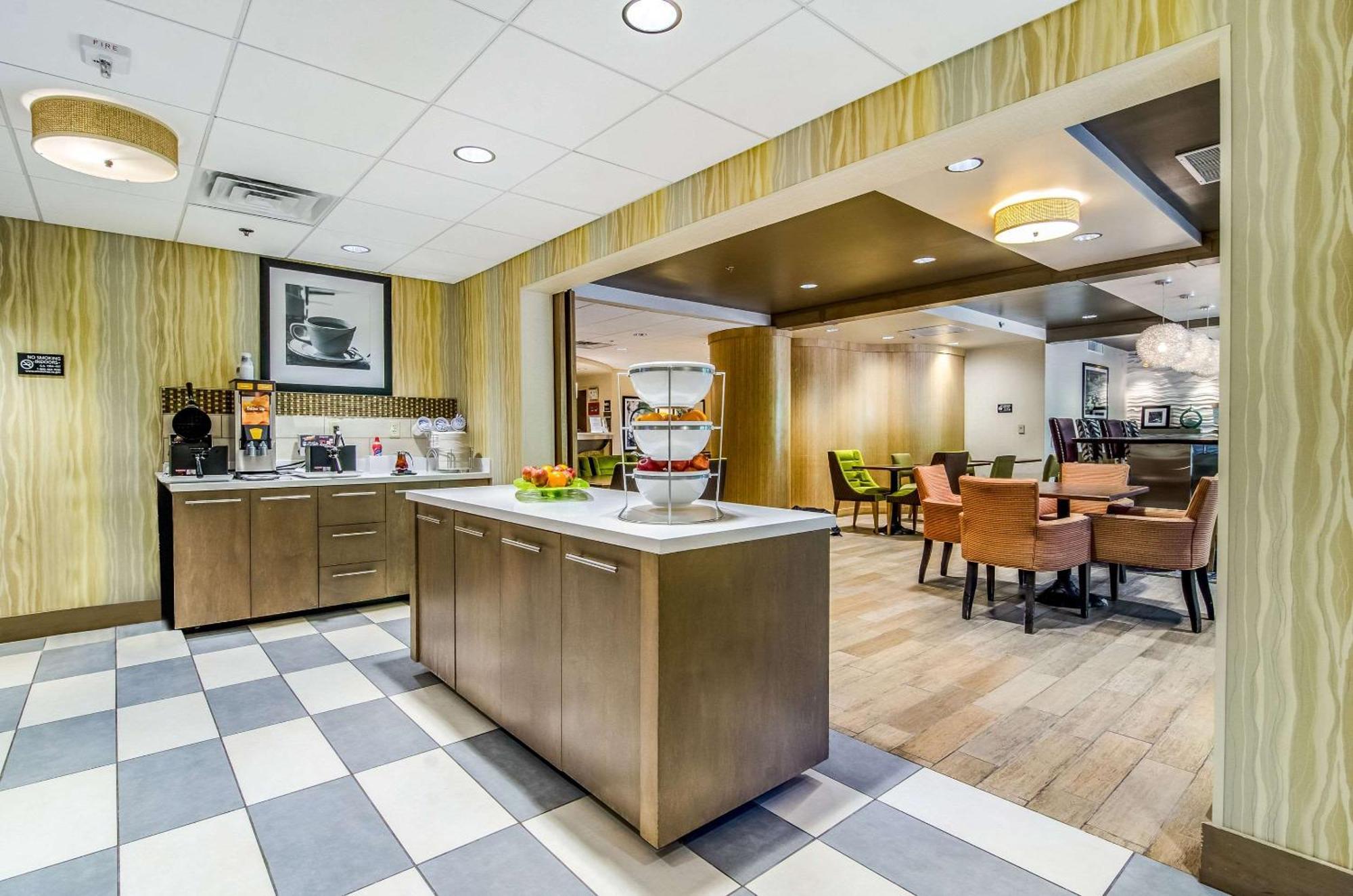 Comfort Inn Raleigh Midtown Eksteriør billede