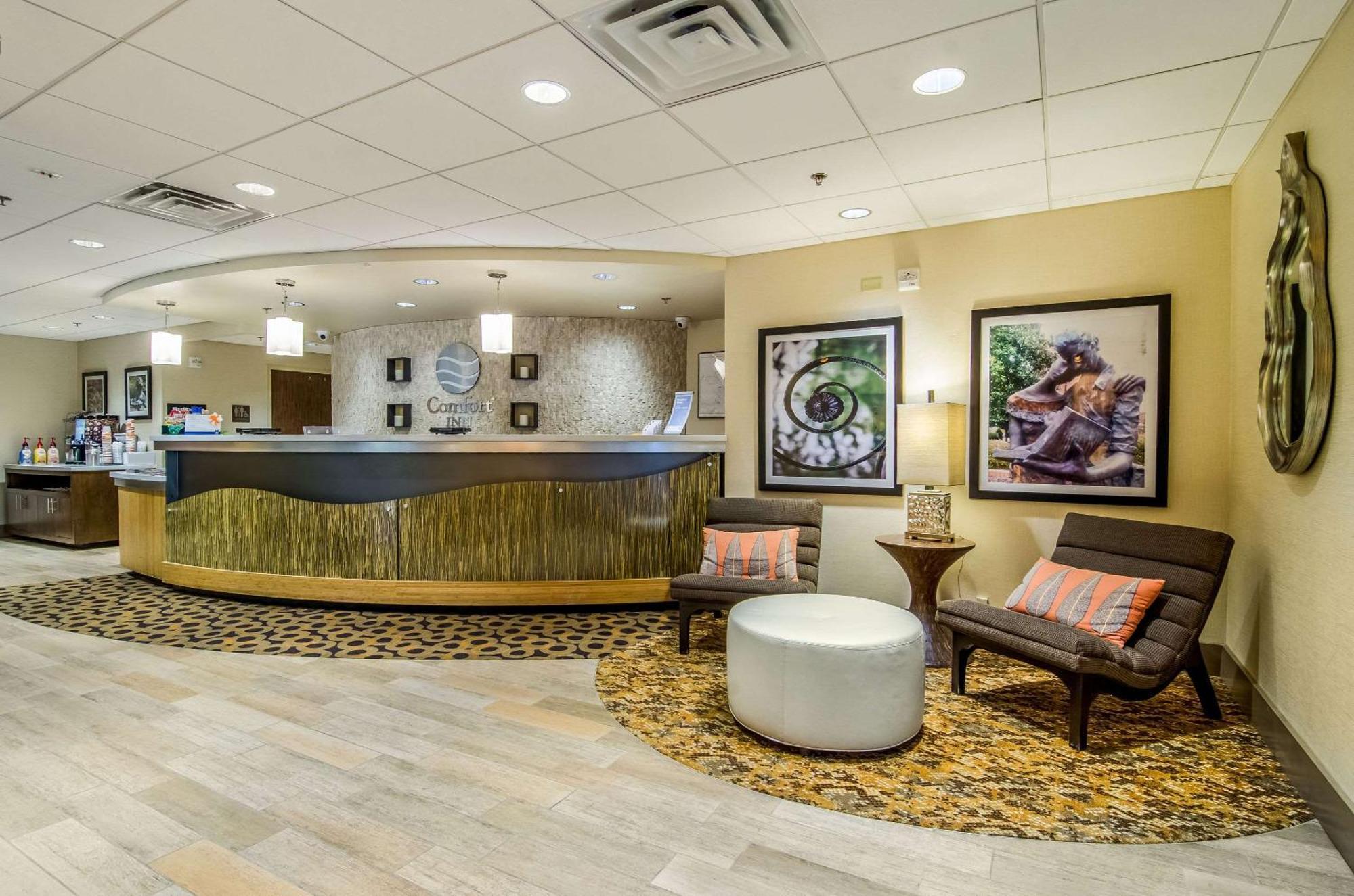 Comfort Inn Raleigh Midtown Eksteriør billede